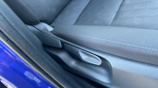 Toyota Yaris 1.5 Hybrid Icon 5dr CVT Hybrid Hatchback